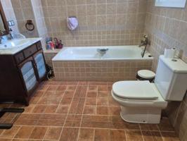 Casa en venta en Dos Hermanas, Costa del Sol photo 0