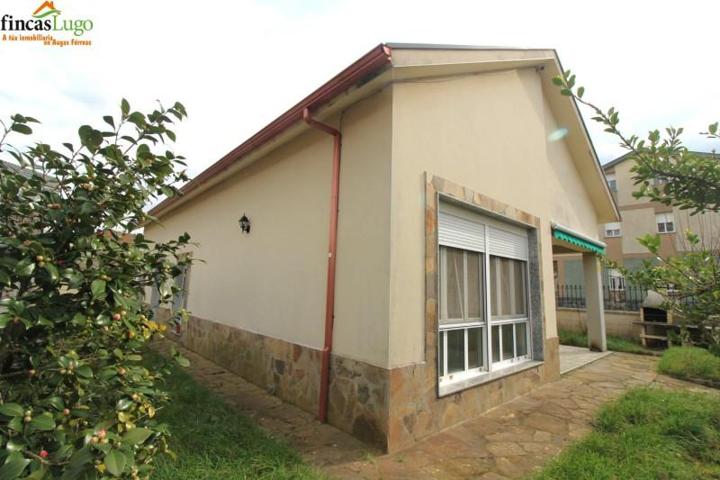 Casa en venta en Baralla, Baralla photo 0