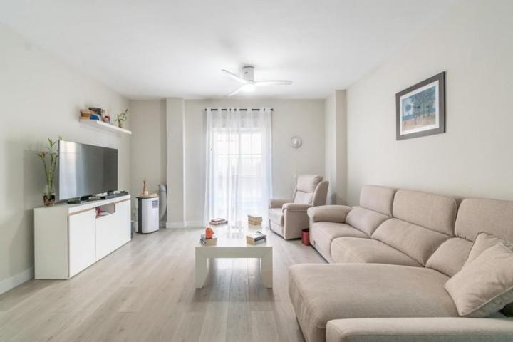 Piso en venta en Albolote, Albolote photo 0