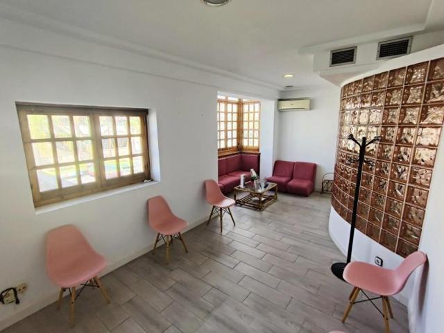 Local comercial en venta en Chiclana de la Frontera, Núcleo Urbano photo 0