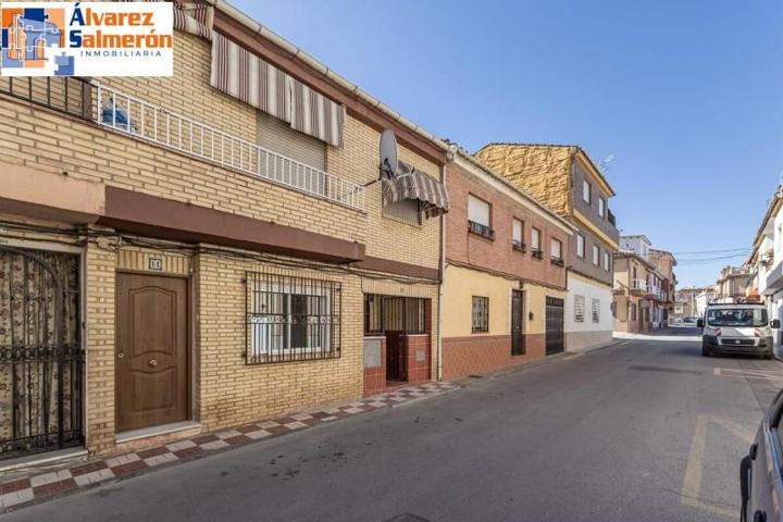 Adosada en venta en Armilla, Ayuntamiento photo 0