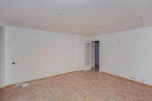 Piso en venta en Viladecans, Torrent Ballester photo 0