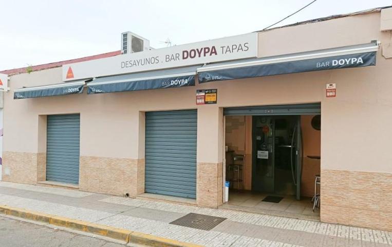 Local comercial en venta en Badajoz, San Roque photo 0