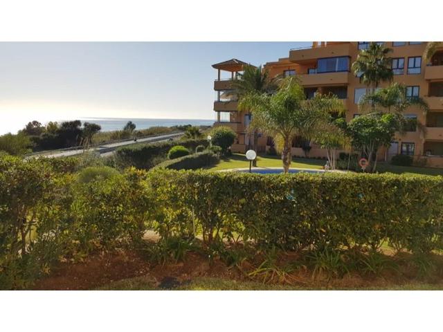 Apartamento en venta en Manilva photo 0