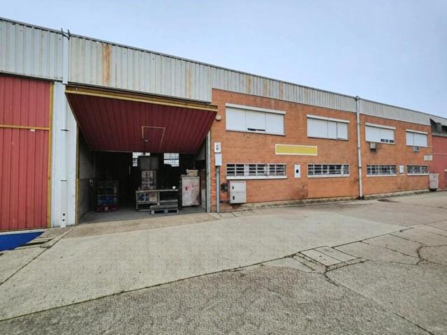 Nave industrial en venta en Valladolid, Arcas Reales - Pinar del Jalón photo 0