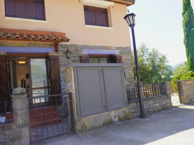 Piso en venta en Laspuña photo 0