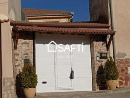 Casa en venta en Hontanares de Eresma photo 0