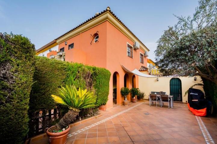 Bungalow en venta en Ginés, Los pintores photo 0