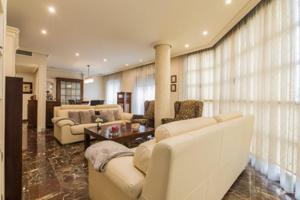 Piso en venta en Elche, Corazon de Jesus photo 0