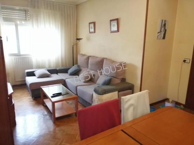 Piso en venta en Vitoria-Gasteiz, Ariznavarra photo 0