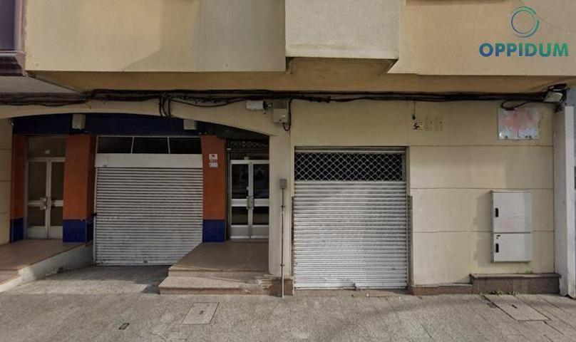 Local comercial en venta en Carballo, CENTRO photo 0