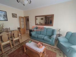 Chalet en venta en Baralla, Baralla centro photo 0