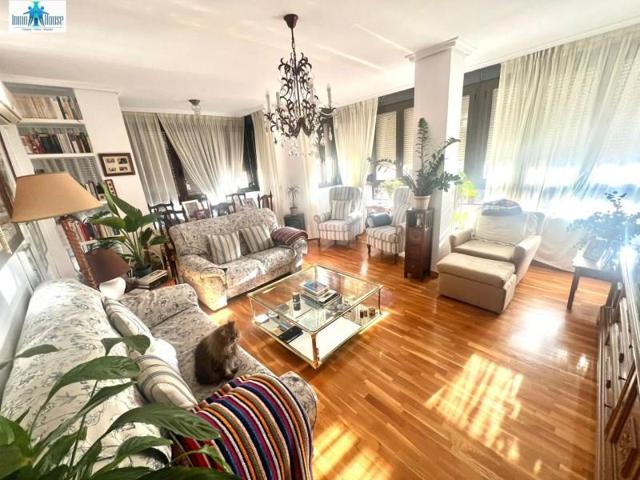 Piso en venta en Albacete, Centro-Ayuntamiento-Catedral photo 0