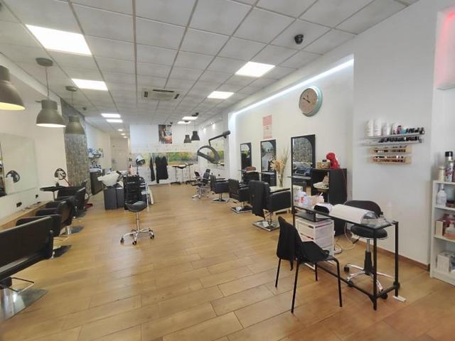 Local comercial en venta en Málaga, Santa Cristina-San Rafael photo 0