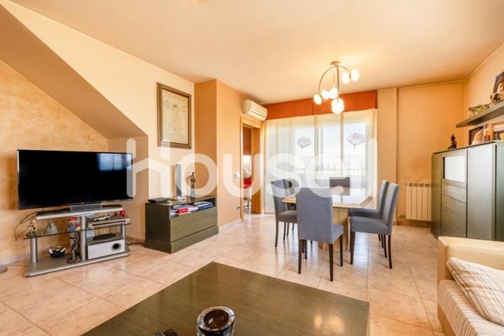 Piso en venta en Alcarràs photo 0