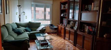 Piso en venta en Vitoria-Gasteiz, Lakua - Arriaga photo 0