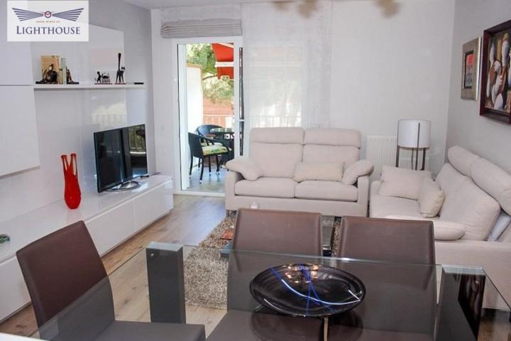 Apartamento en venta en Lloret de Mar, Fenals photo 0