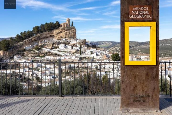 Chalet en venta en Montefrío, Andalucia photo 0