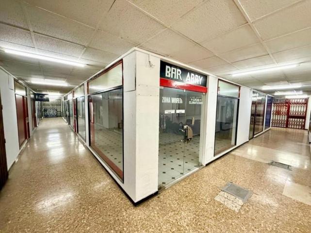 Local comercial en venta en Benidorm, Centro photo 0
