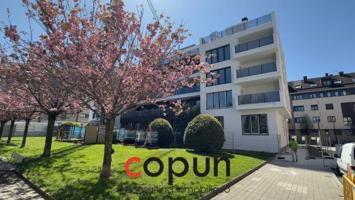 Local comercial en venta en Gijón, Gijón photo 0