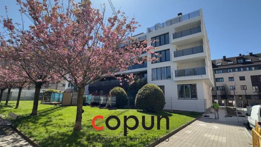 Local comercial en venta en Gijón, Gijón photo 0