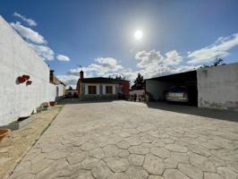 Chalet en venta en Chiclana de la Frontera, Pinar de los franceses photo 0