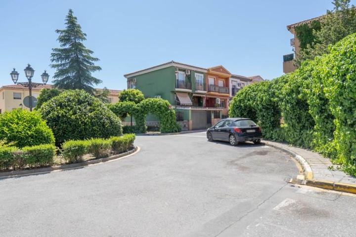 Adosada en venta en Belicena, Vega de granada zona noroeste photo 0