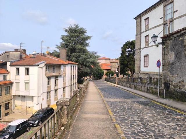 Casa en venta en Santiago de Compostela, Casco Historico photo 0