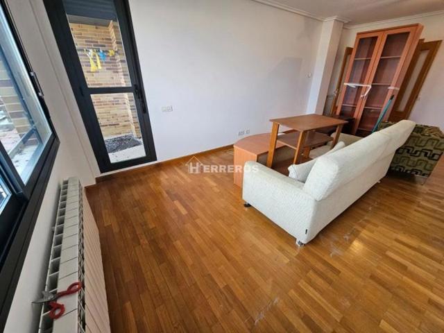 Piso en venta en Logroño, Los Lirios photo 0