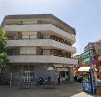 Piso en venta en Sant Boi de Llobregat, Marianao photo 0