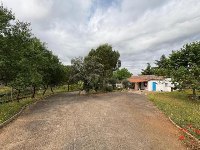 Chalet en venta en Pioz, Urb las matillas photo 0