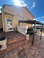 Chalet en venta en Loranca de Tajuña, MONTEJARAL photo 0