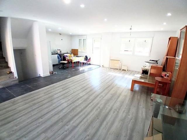 Adosada en venta en Yuncos photo 0