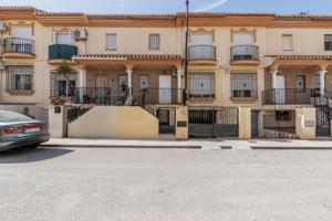 Adosada en venta en Vegas del Genil, Ambroz photo 0