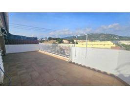 Aticos en venta en Pineda de Mar photo 0