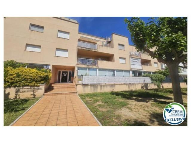 Piso en venta en Empuriabrava photo 0