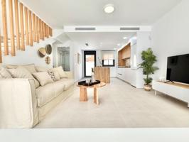 Adosada en venta en Cox, Comunidad valenciana photo 0