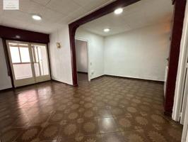 Planta baja en venta en La Roca del Vallès, Centro urbano 59 photo 0