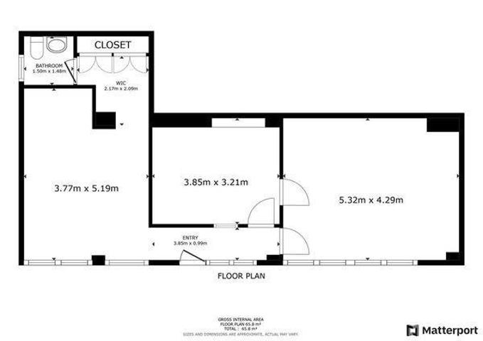 Casa en venta en Sevilla, Los Remedios photo 0