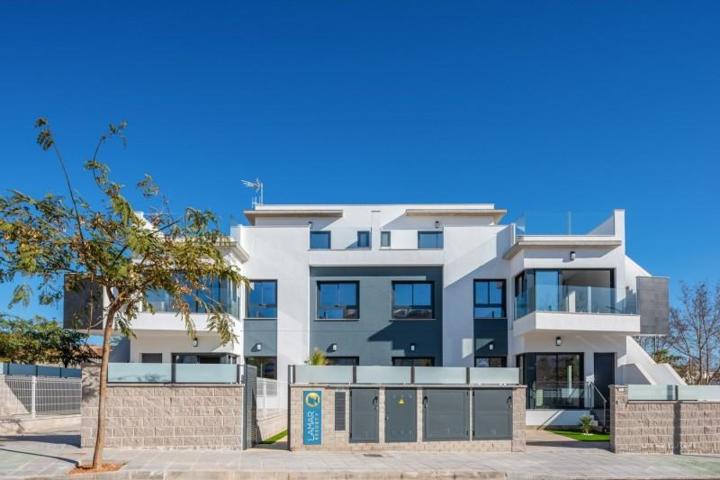 Apartamento en venta en Pilar de la Horadada, PILAR DE LA HORADADA photo 0