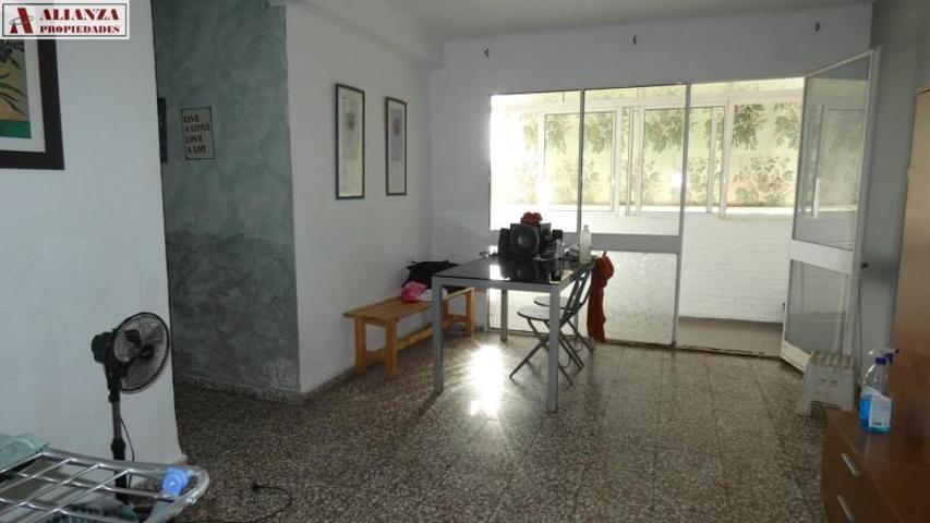 Piso en venta en Málaga, Avenida Juan XXIII, 29006 photo 0