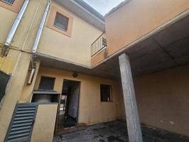 Chalet en venta en Pioz, Calle Pablo Picasso, 19162 photo 0