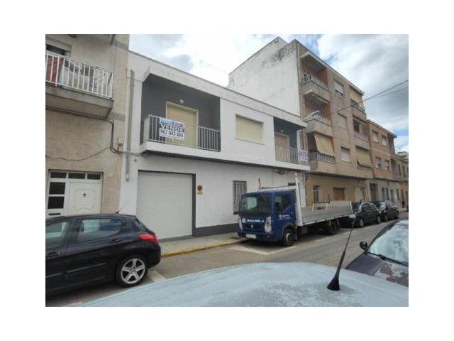 Casa en venta en Gandia photo 0