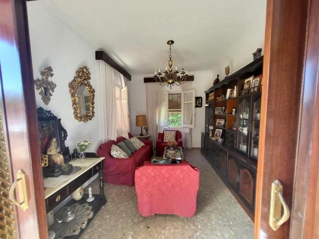 Casa en venta en Gelves, Centro photo 0