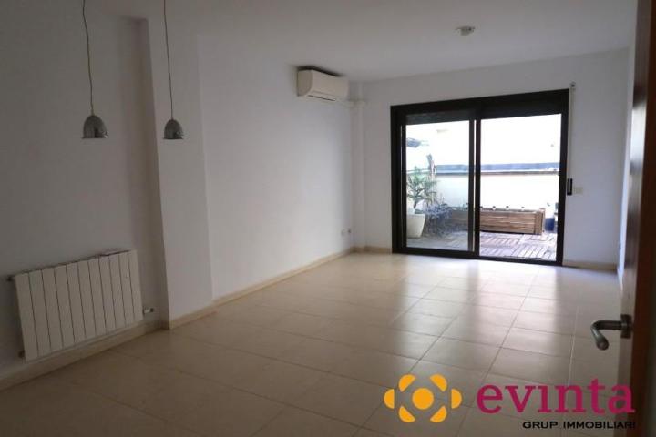 Piso en venta en Vallirana, CENTRO photo 0