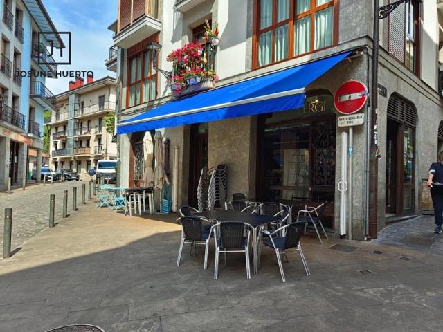 Local comercial en venta en Zestoa, Centro photo 0