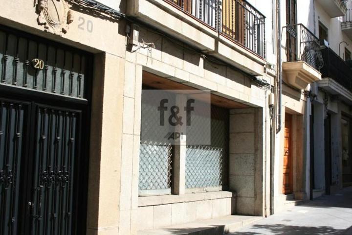 Local comercial en venta en Plasencia, Calle Trujillo, 10600 photo 0