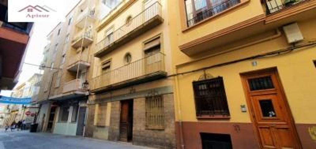 Casa en venta en Jaén, San ildefonso photo 0