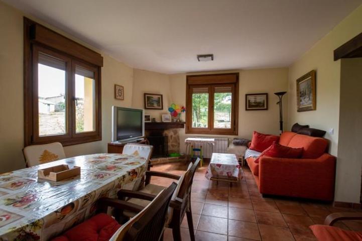 Casa en venta en Villaviciosa, AmbÃÂ¡s photo 0