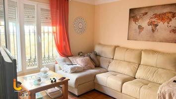 Adosada en venta en Algeciras, San Bernabé photo 0